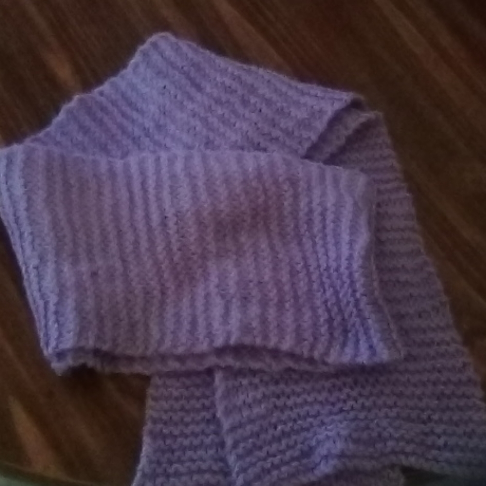 Knit scarf